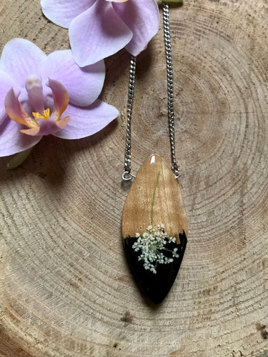 Collier Daucus Carota
